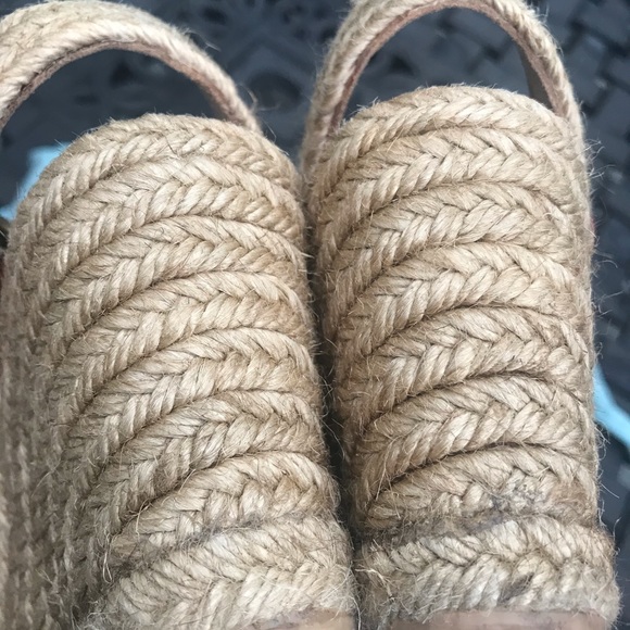 Sandals - Picture 6 of 7